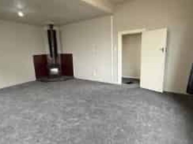 3 Bedroom Home Central Location