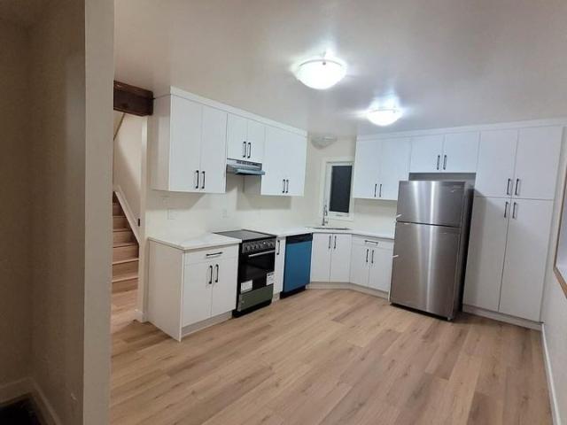 3 Bedroom Home for Rent at 4119 32 Ave Nw, Edmonton, AB T6L 3W6 Bisset