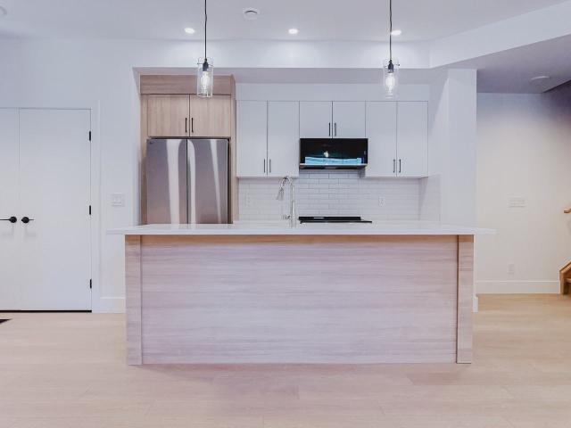 3 Bedroom Home for Rent at 4840 Montana Cres Nw Unit 1, Calgary, AB T3B 1E8 Montgomery