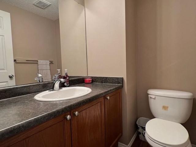 3 Bedroom Home for Rent at 6304 Sandin Way Nw, Edmonton, AB T6R 0J8 Terwillegar South