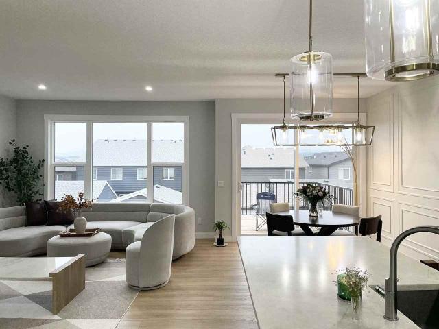 3 Bedroom Home for Rent at 71 Royston Heath Nw, Calgary, AB T3L 0K3