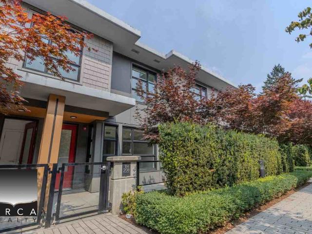 3 Bedroom Home for Rent at 1055 Ridgewood Drive 208, North Vancouver, BC V7R 0A6 Highlands