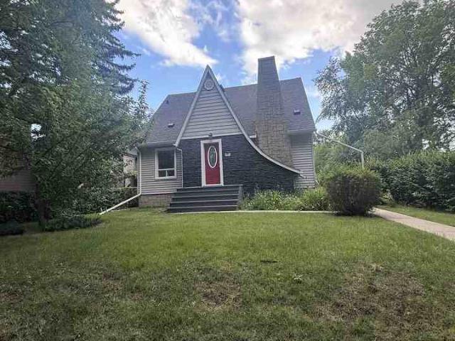 3 Bedroom Home for Rent at 11651 77 Ave Nw, Edmonton, AB T6G 0M4 Belgravia