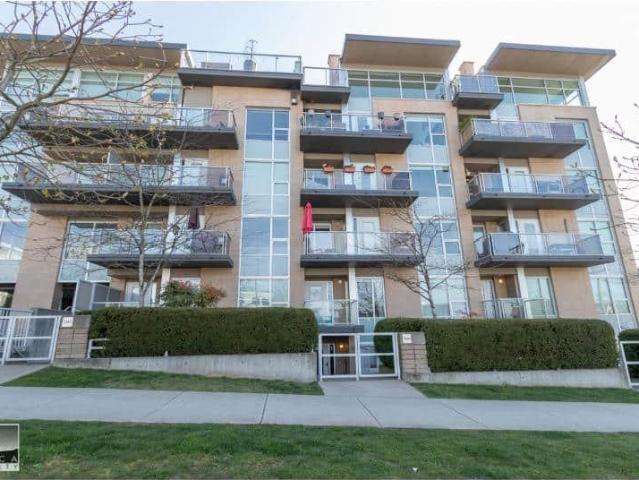3 Bedroom Home for Rent at 1288 Chesterfield Avenue, North Vancouver, BC V7M 0B1 Central Lonsdale