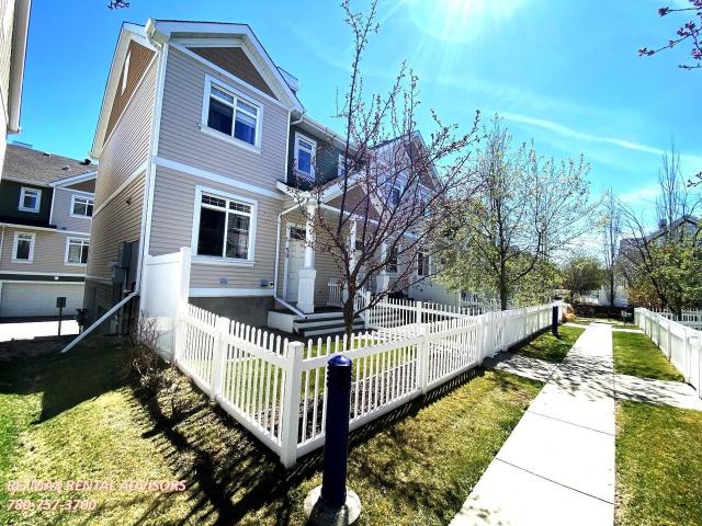 3 Bedroom Home for Rent at 1804 70 St Sw, Edmonton, AB T6X 0H4 Summerside