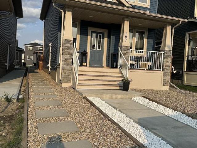 3 Bedroom Home for Rent at 187 Evanscrest Pl Nw, Calgary, AB T3P 1J5 Evanston