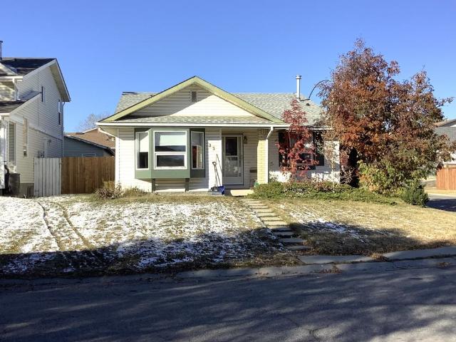 3 Bedroom Home for Rent at 23 Woodbrook Way Sw Uppr, Calgary, AB T2W 4J7 Woodbine