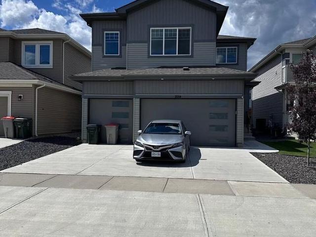 3 Bedroom Home for Rent at 2014 South Creek Dr, Stony Plain, AB T7Z 0J7
