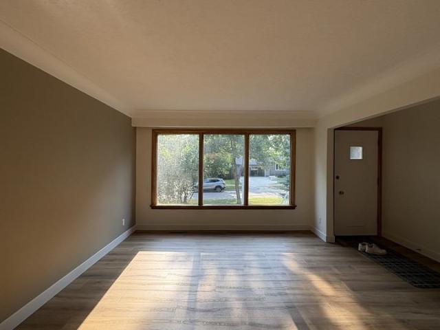 3 Bedroom Home for Rent at 211 Strathmillan Rd, Winnipeg, MB R3J 2V4 Silver Heights