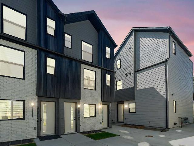 3 Bedroom Home for Rent at 306 306 20 Ave Nw, Calgary, AB T2M None Tuxedo Park