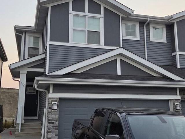 3 Bedroom Home for Rent at 32 Southborough Bay, Cochrane, AB T4C 3J8