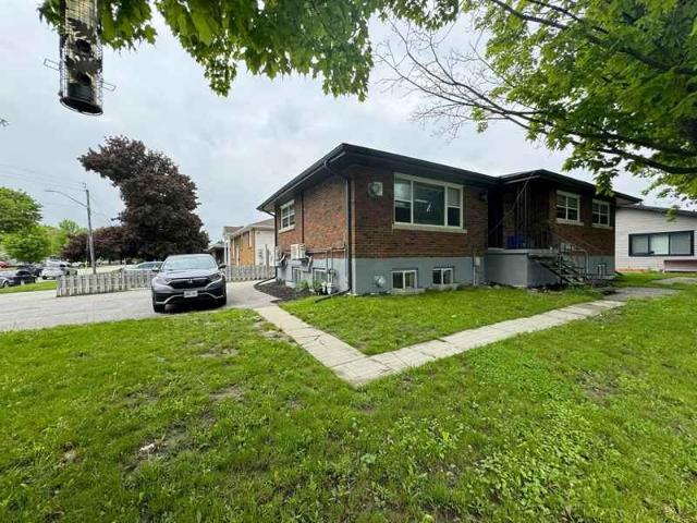 3 Bedroom Home for Rent at 338 St Vincent St, Barrie, ON L4M 4A5 Wellington