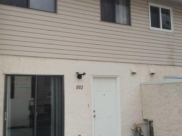 3 Bedroom Home for Rent at 3500 Mclaren Village, Calgary, AB T2L 1Y3 Varsity