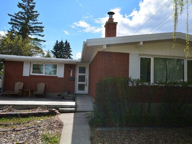 3 Bedroom Home for Rent at 3808 Vancouver Cres Nw, Calgary, AB T3A 0M1 Varsity