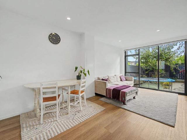 3 bedroom home for rent in Manukau Quiet, convenient & low maintenance!