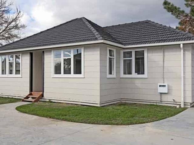 3 bedroom home in Akina