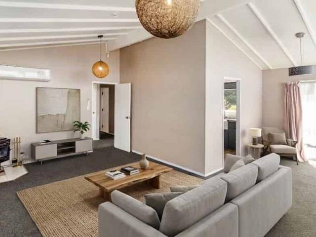 3 bedroom home in Goodwood Heights!