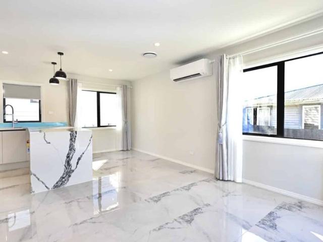 3 bedroom home in Panmure