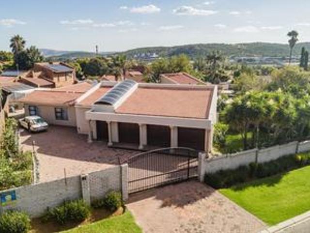 3 bedroom home on the market in mulbarton
