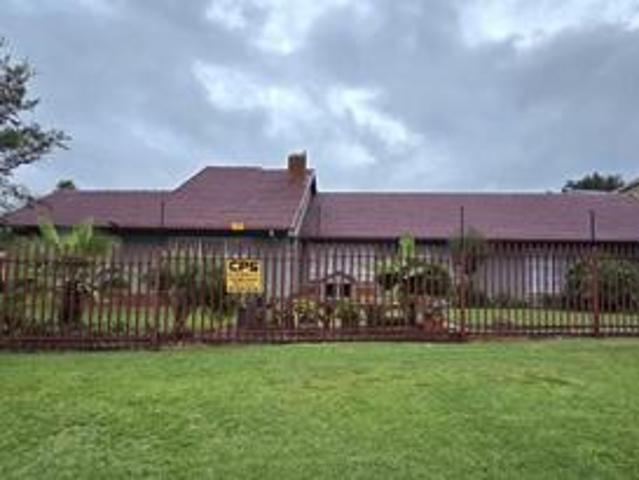 3 bedroom home on the market in brac.