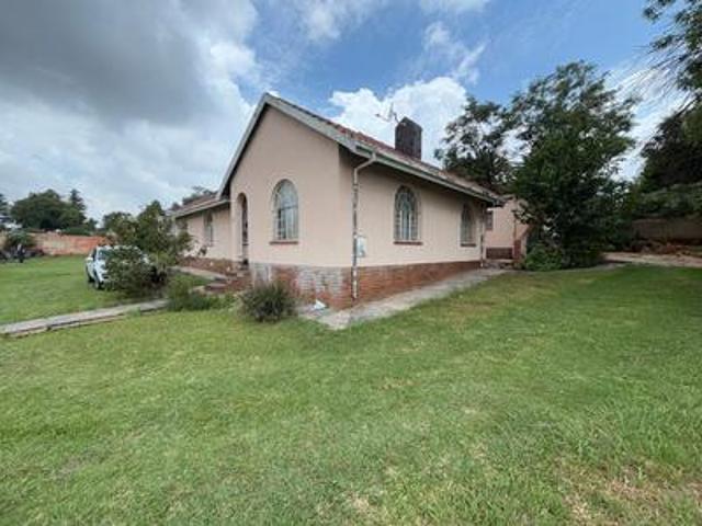 3 bedroom home on large corner stand.