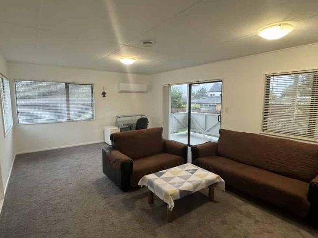 3 Bedroom Home, Paraparaumu