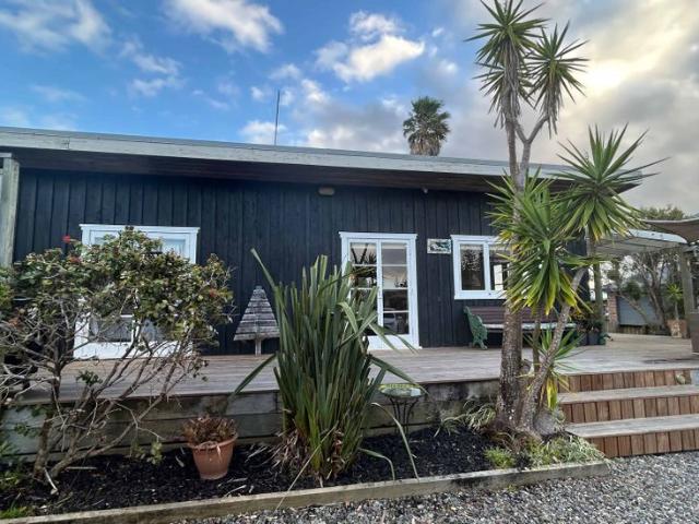 3 Bedroom Home Situated in Mangawhai Heads