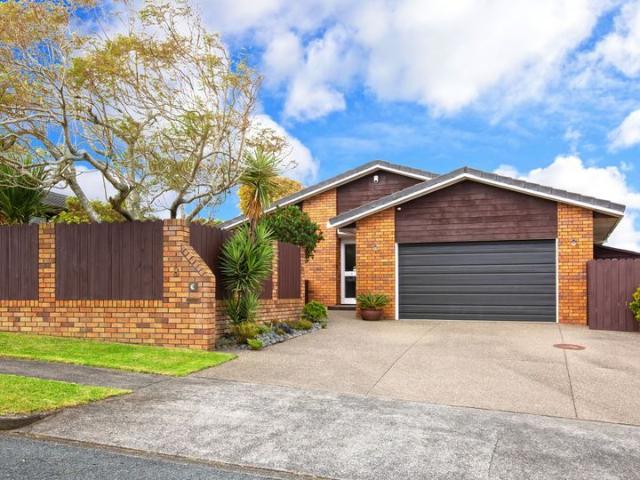 3 BEDROOM IN BOTANY DOWN