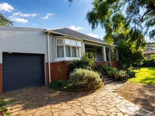 3 bedroom in prestbury