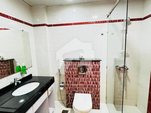 3 Bedroom, Luxury Apartment Available For Rent