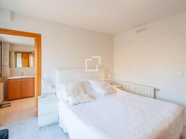 3 bedroom luxury Apartment for rent in Valencia