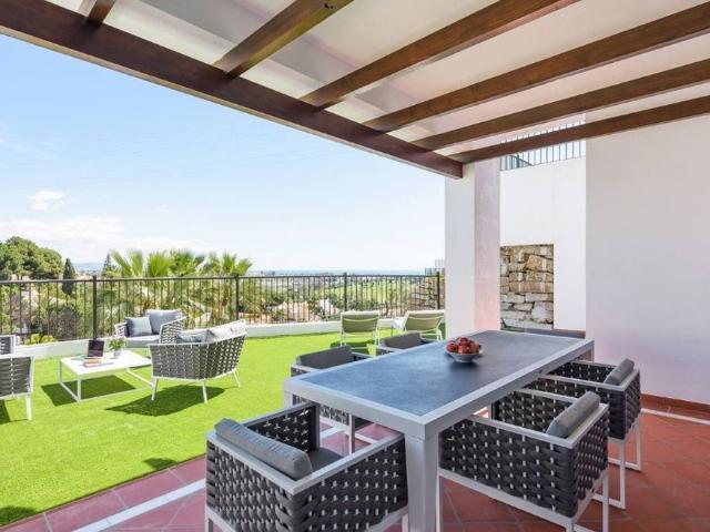3 bedroom luxury Apartment for rent in Benahavís, Spain