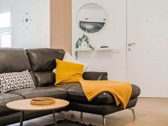 3 bedroom luxury Apartment for rent in El Medano, Spain