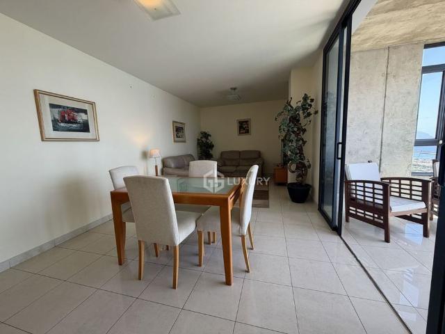 3 bedroom luxury Apartment for rent in Santa Cruz de Tenerife, Spain
