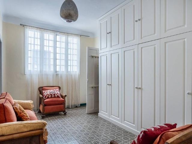 3 bedroom luxury Apartment for rent in Seville, Andalusia