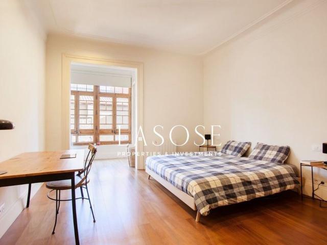 3 bedroom luxury Flat for rent in Barcelona, Spain