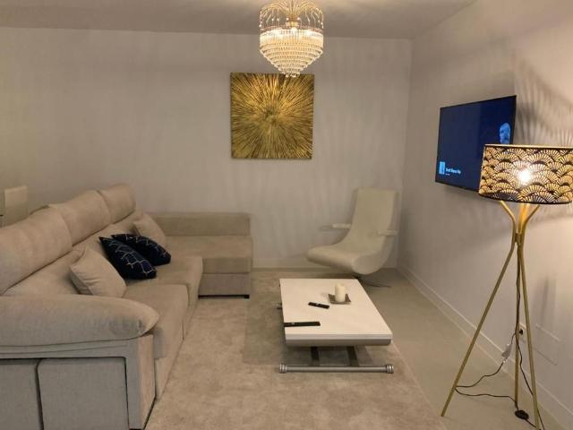 3 bedroom luxury Flat for rent in Estepona, Spain