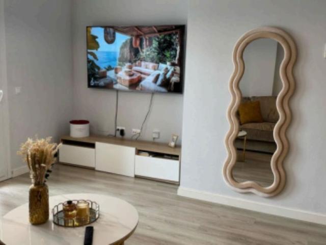 3 bedroom luxury Flat for rent in Nueva Andalucia, Spain