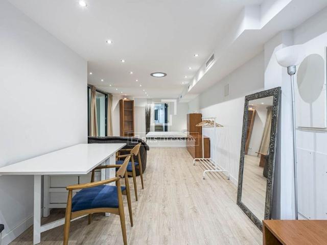 3 bedroom luxury Flat for rent in Sant Cugat, Spain