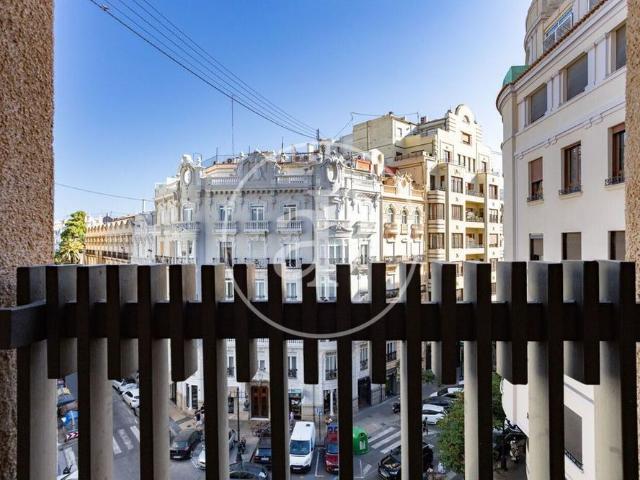3 bedroom luxury penthouse for rent in Valencia, Spain
