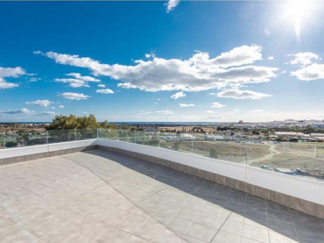 3 bedroom luxury penthouse for rent in Nueva Andalucia, Spain