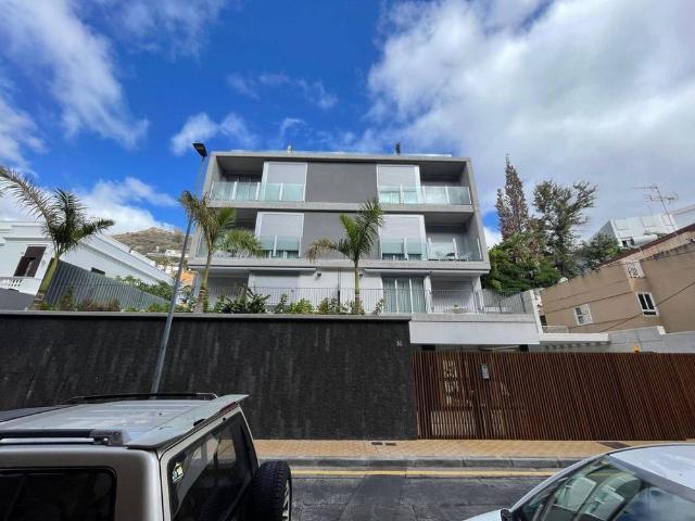 3 bedroom luxury penthouse for rent in Santa Cruz de Tenerife, Spain