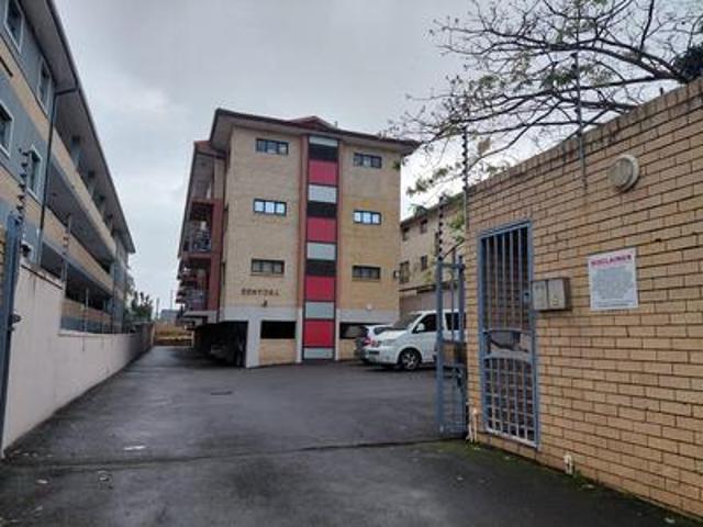 3 bedroom musgrave apartment