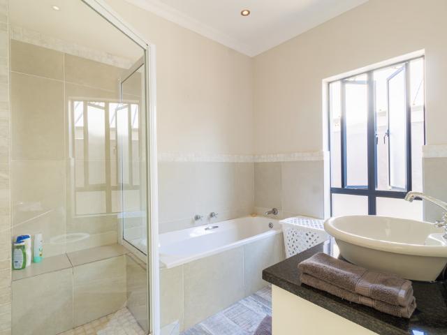 3 Bedroom Sectional Title To Let in Dunkirk Estate