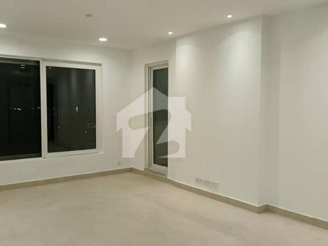 3 Bedroom Semi Furnished Apartment
