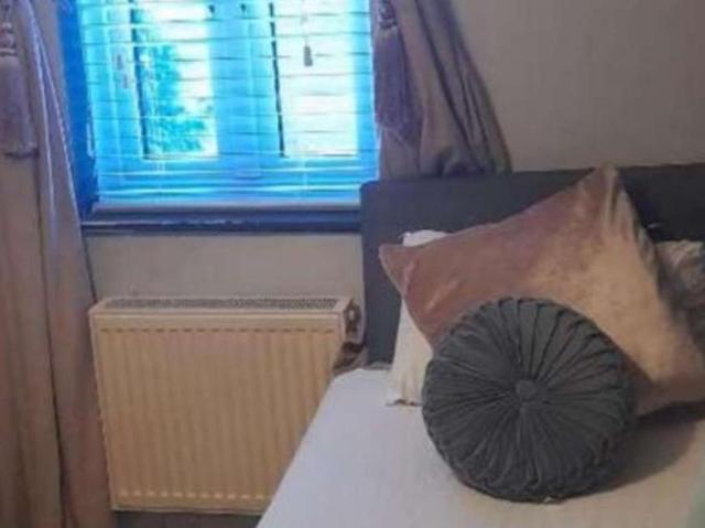 3 Bedroom Shared Living Dublin Dublin D24 PR5W LS101765317
