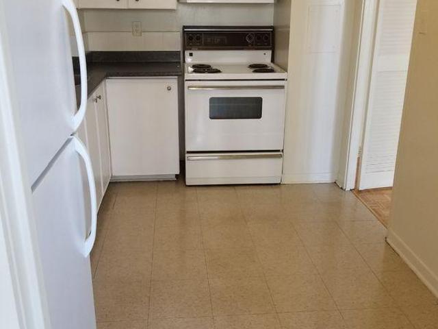 3 Bedroom Shared Living/roommate Ottawa ON 97421928
