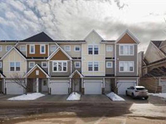 3 Bedroom Shared Living/roommate Calgary AB 97413729