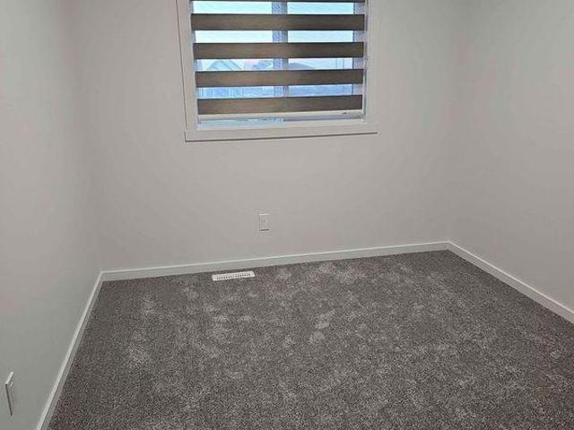 3 Bedroom Shared Living/roommate Edmonton AB 97417030