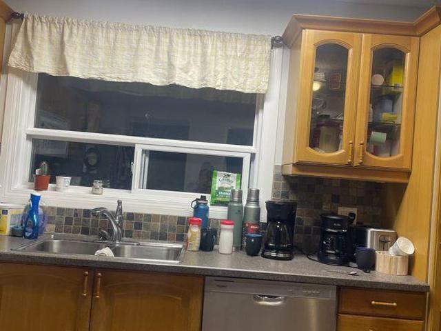 3 Bedroom Shared Living/roommate Edmonton AB 97420188